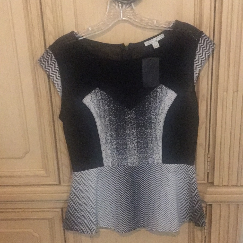 Alberto Makali top